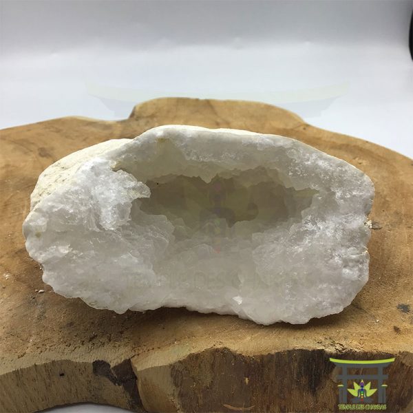 geode-de-quartz-blanc-moyenne-420g