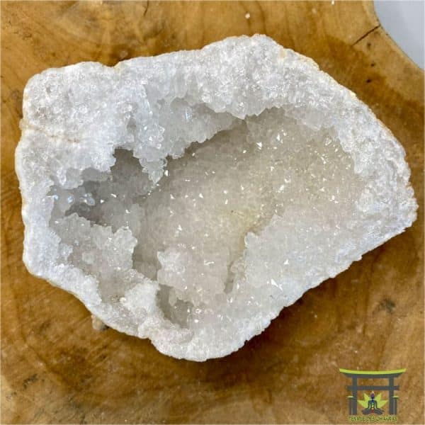 geode-de-quartz-420g, cristal de roche
